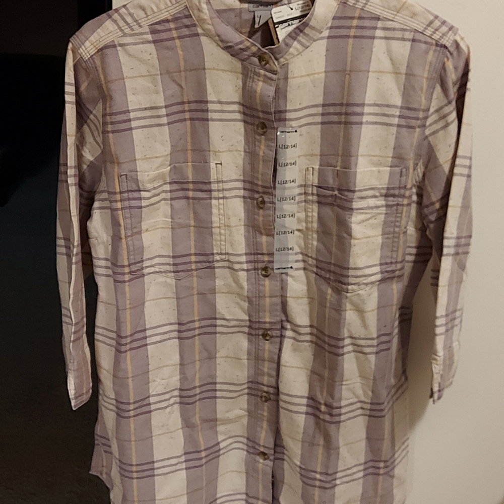 NWT Womans Carhartt Light Button Down
